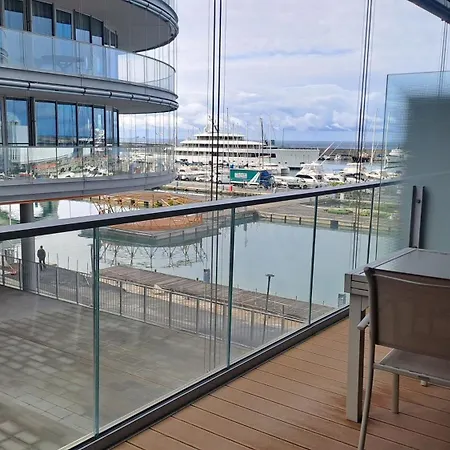 Waterfront Experience * Genua